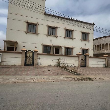 Apartamento Shkk Mfrosha Alsada Alshmalia Sudh Exterior foto